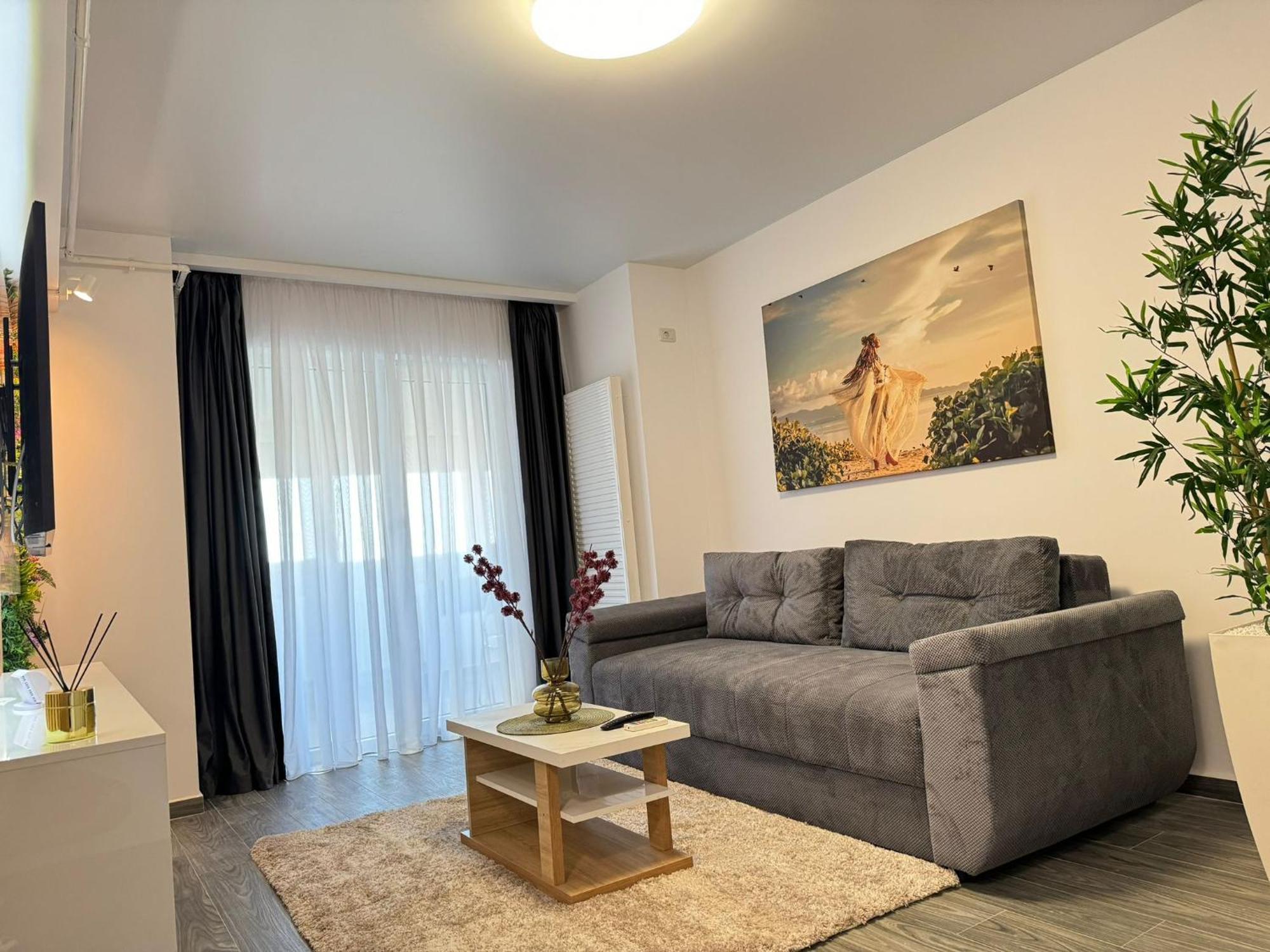 Luxury Glam Apartments Central Adress Bucuresti With Parking Exterior foto